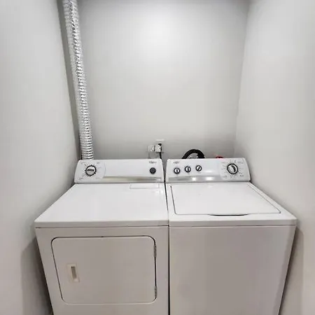 Holiday home Newly Remodeled 2bed 2bath Near Disneyland/ Beach