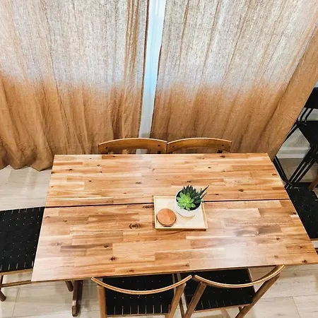 Newly Remodeled 2bed 2bath Near Disneyland/ Beach Holiday home Garden Grove