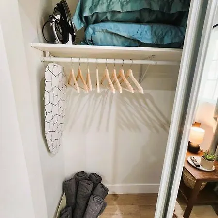 Newly Remodeled 2bed 2bath Near Disneyland/ Beach Holiday home